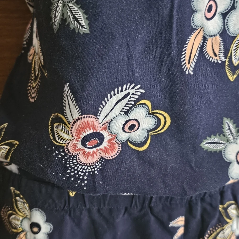 Loft Ruffle Racerback Floral Romper Navy Size M - Picture 9 of 15